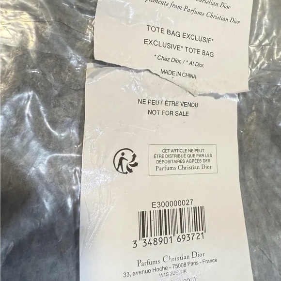 Dior Elegant Black Mesh Tote - Picture 3 of 4